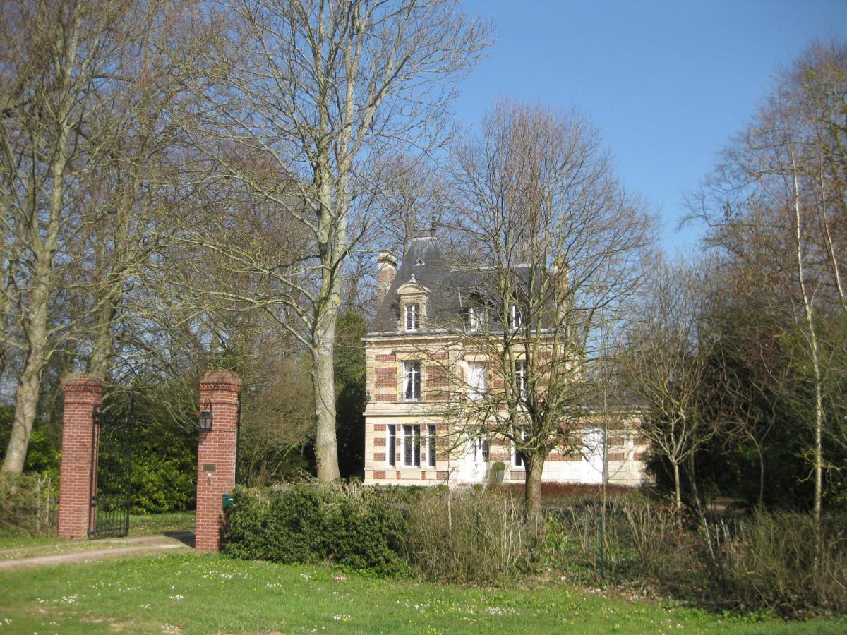 Chateau De Launay Mery-Corbon Экстерьер фото