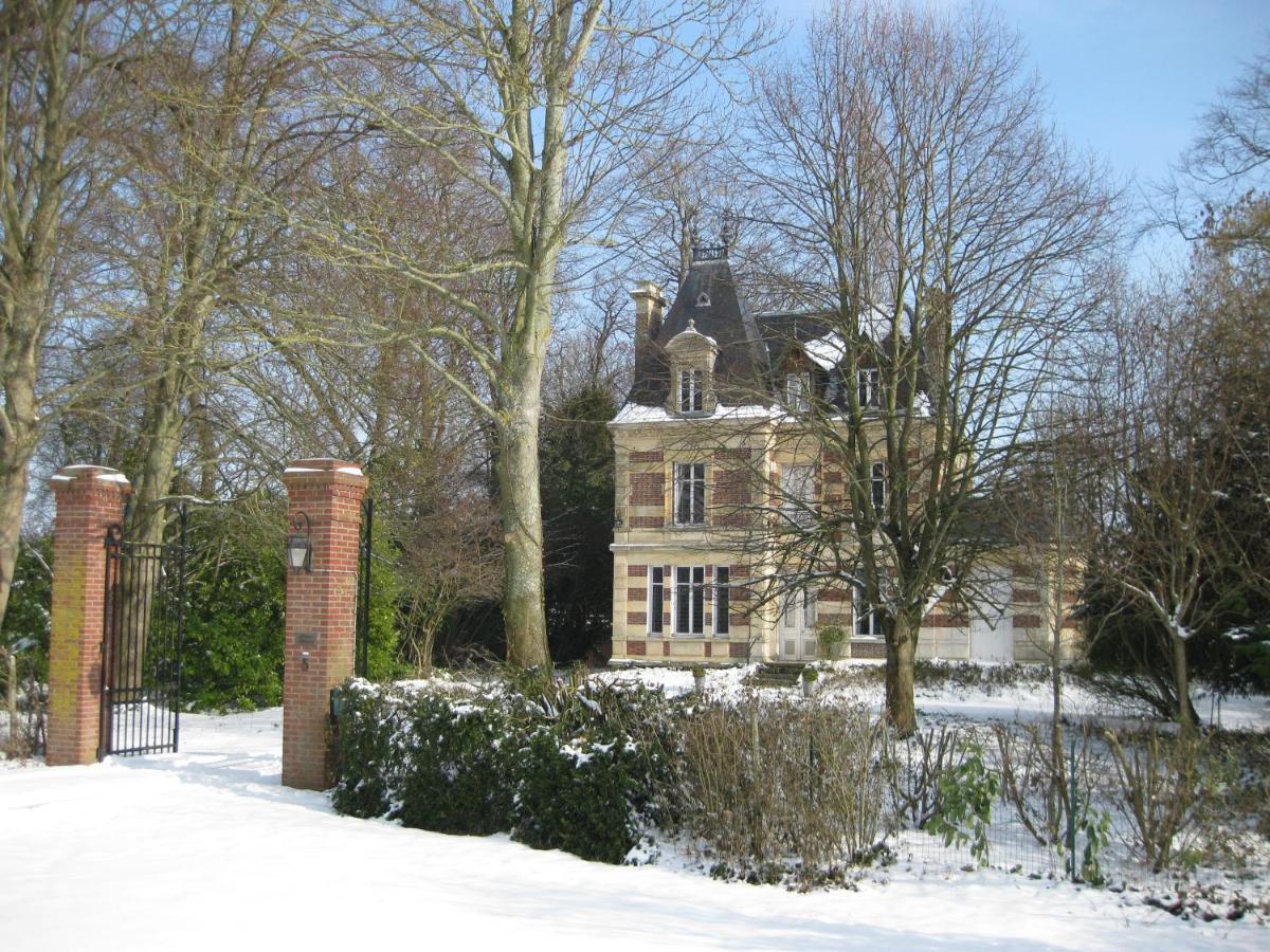 Chateau De Launay Mery-Corbon Экстерьер фото