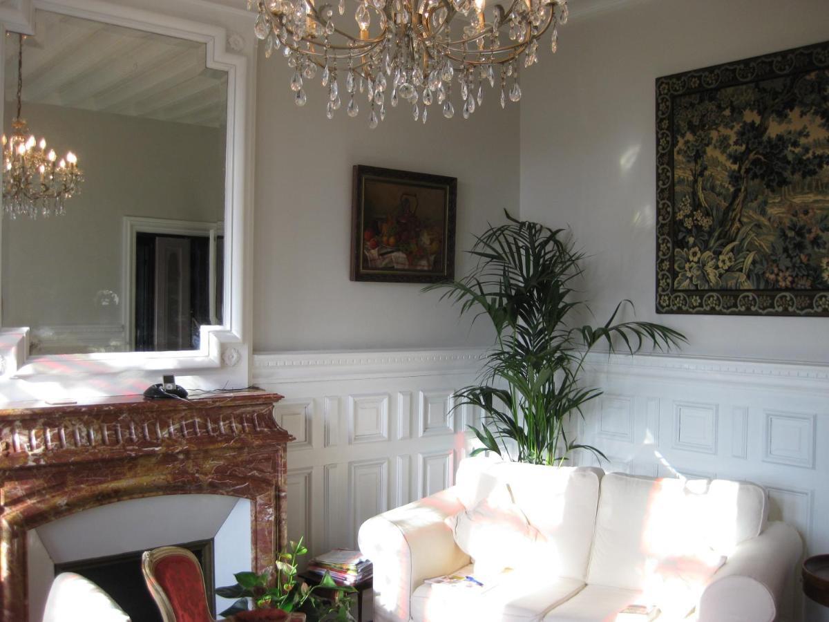 Chateau De Launay Mery-Corbon Экстерьер фото